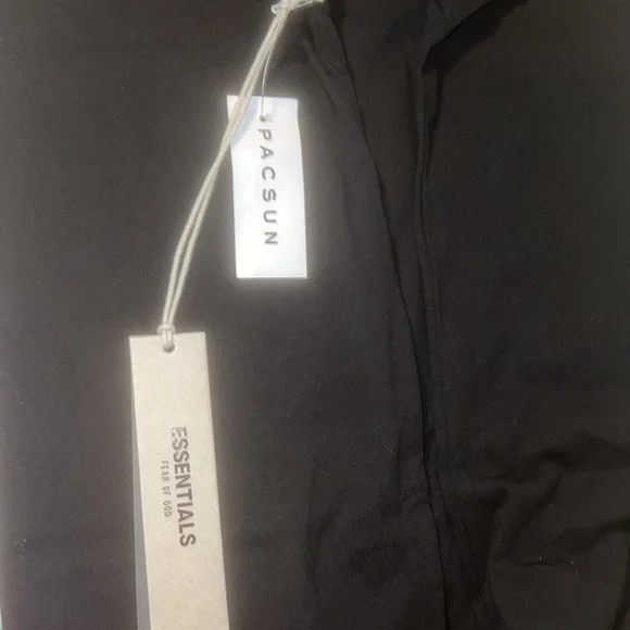 ESSENTIALS T-SHIRT - Picture 4 of 4